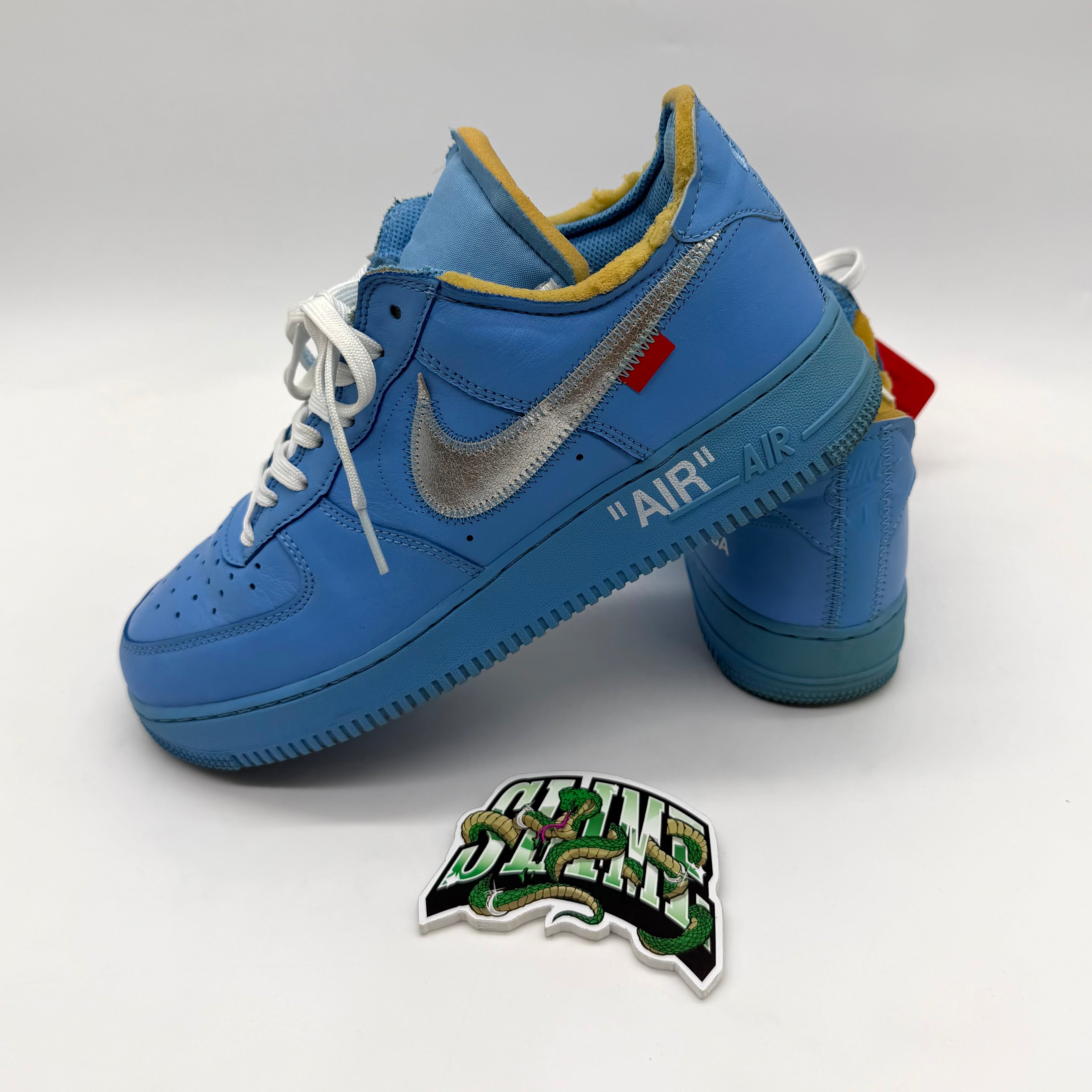 NIKE AIR FORCE 1 X OFF-WHITE UNIVERSITY BLUE MCA 2019