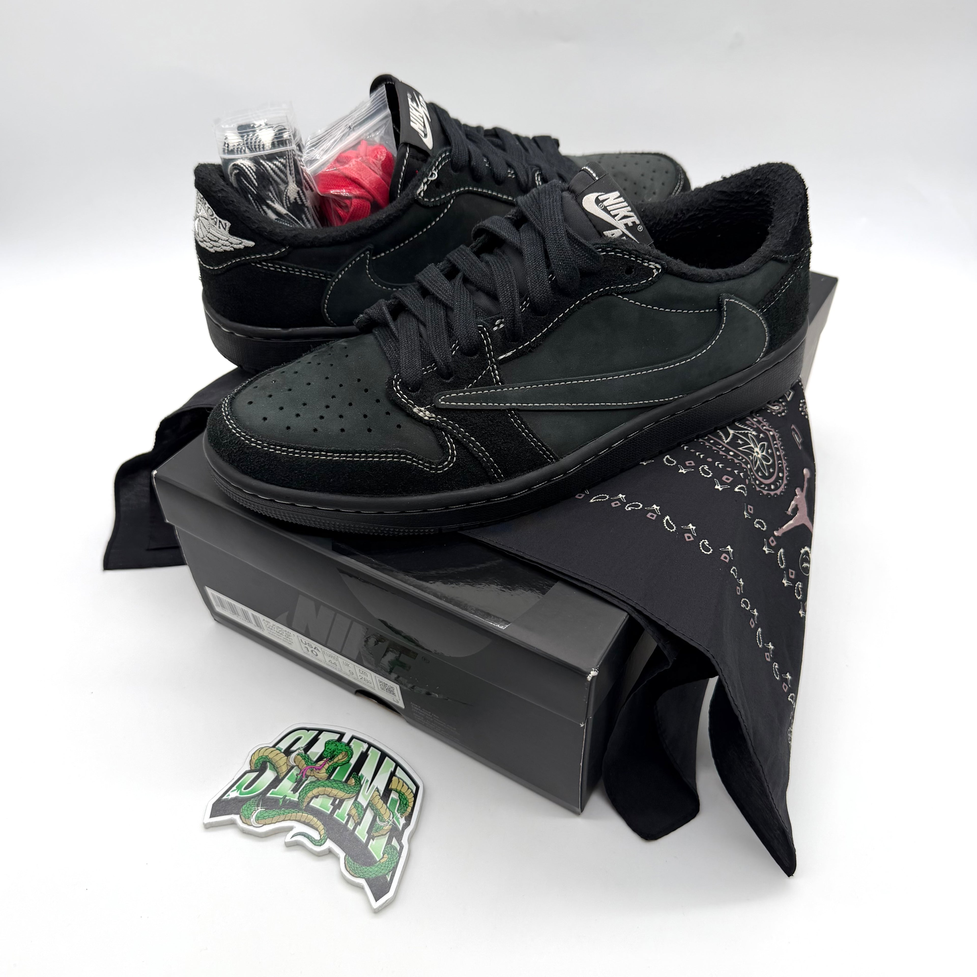 JORDAN 1 LOW "TRAVIS SCOTT PHANTOM"