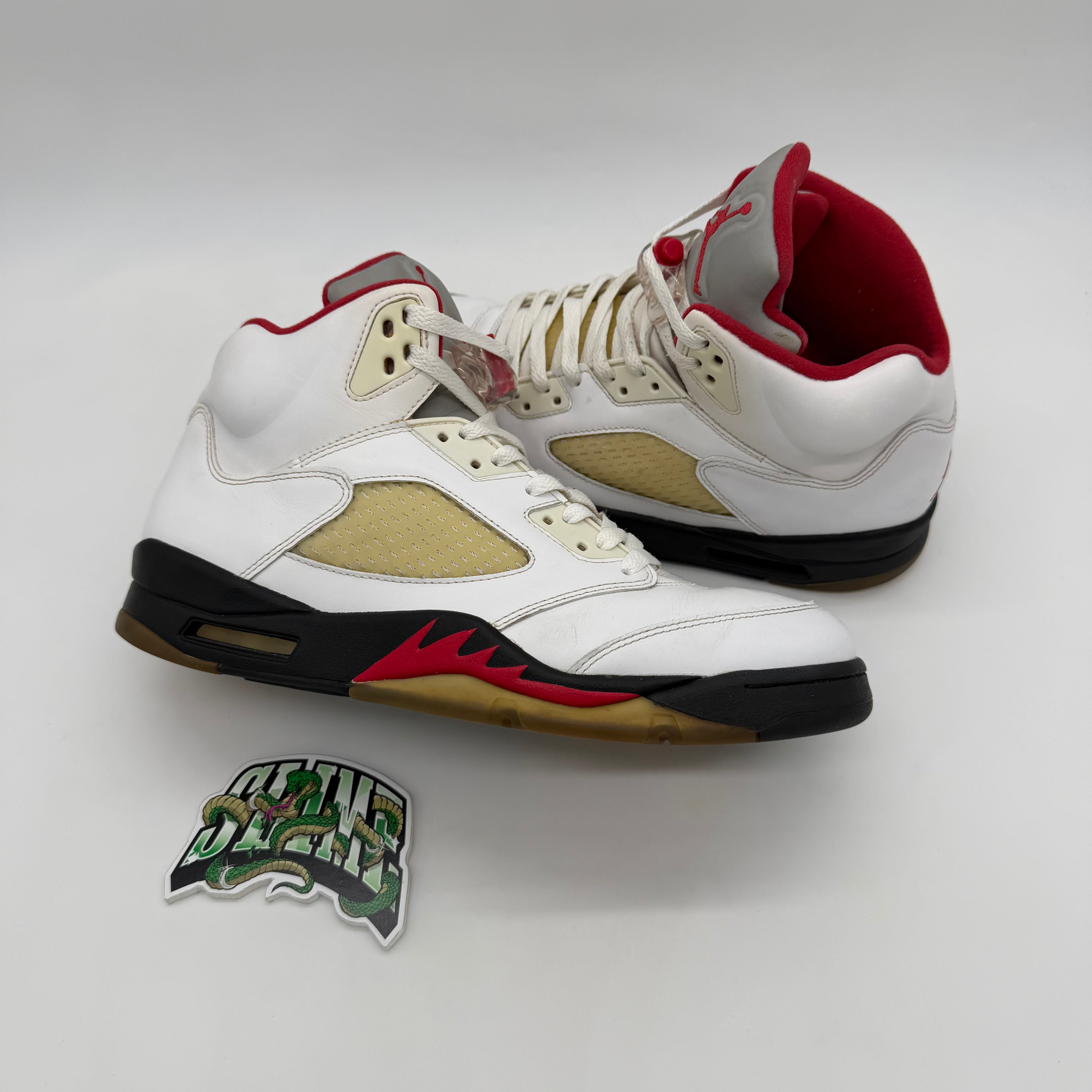 JORDAN 5 FIRE RED 2020