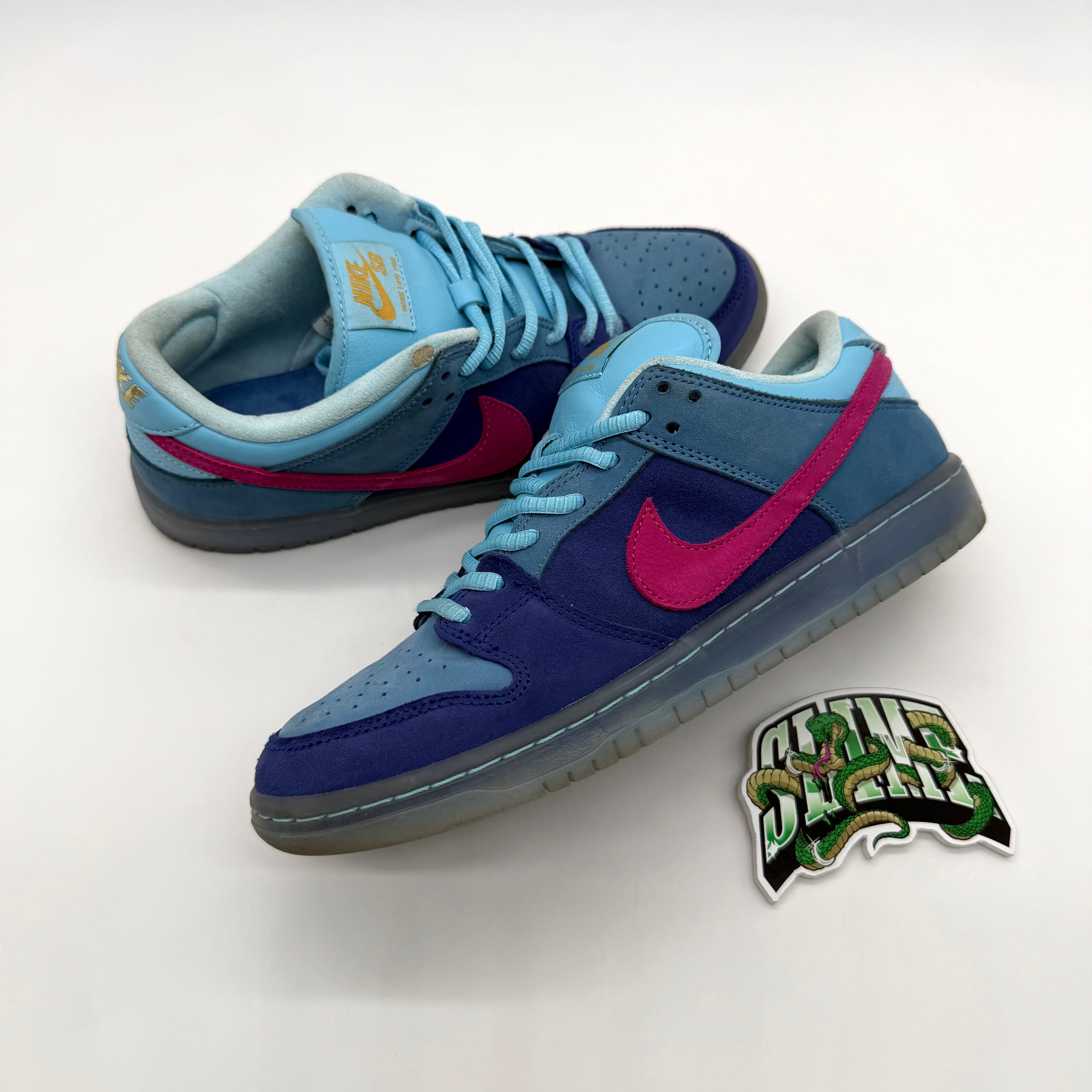 NIKE DUNK SB LOW RUN THE JEWELS 2023