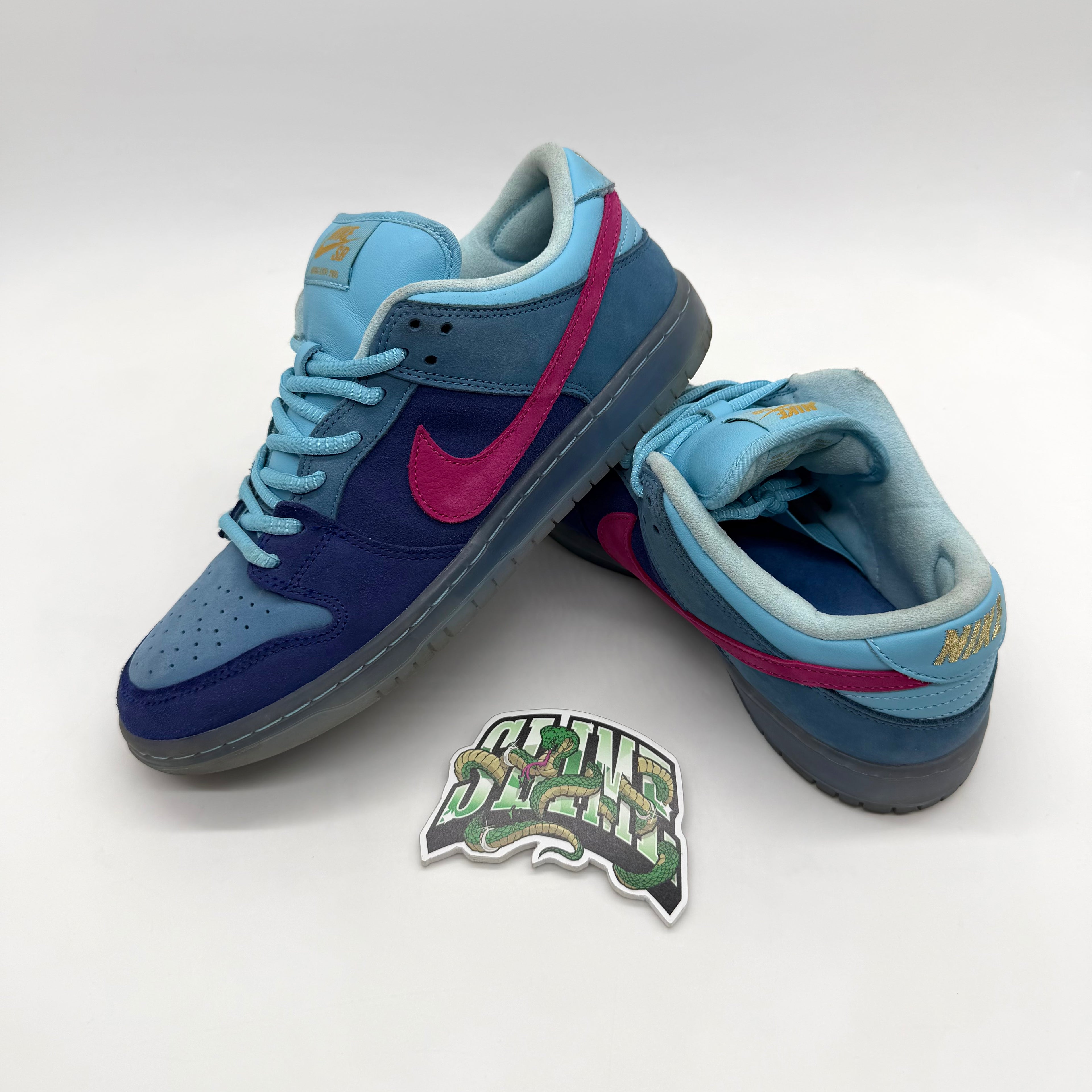 NIKE DUNK SB LOW RUN THE JEWELS 2023