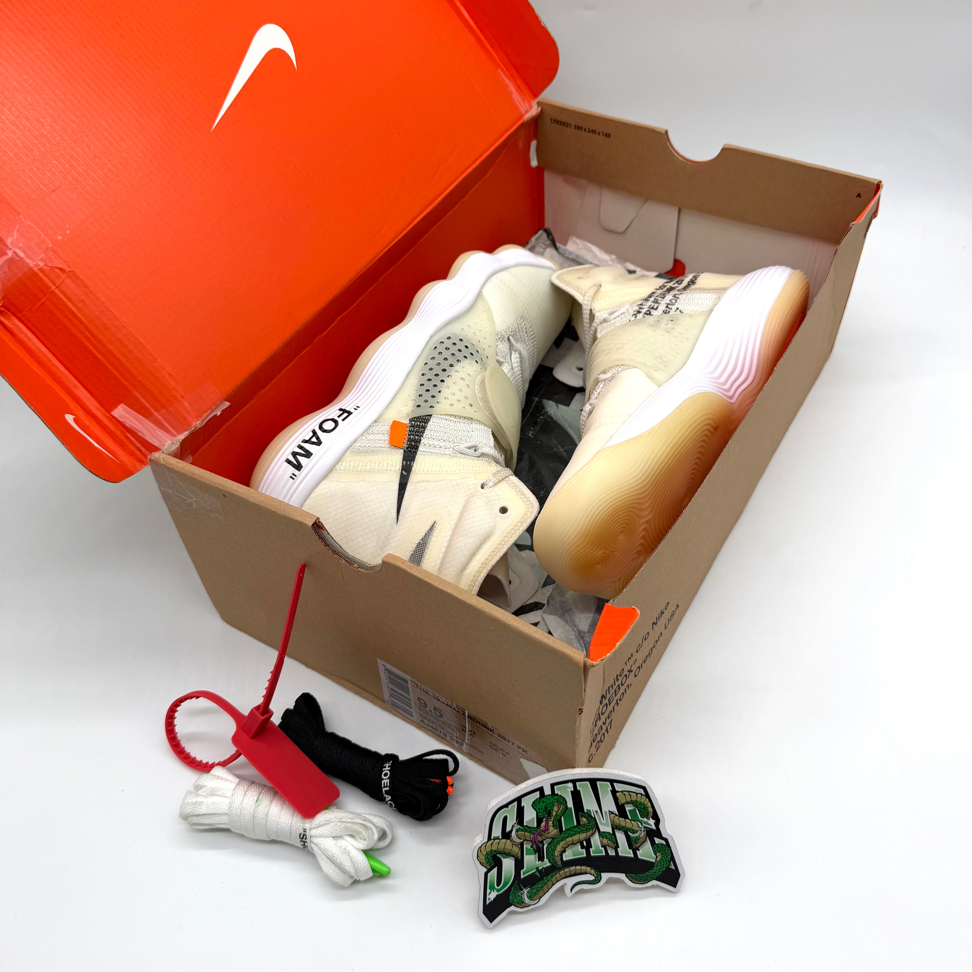 NIKE REACT HYPERDUNK X OFF-WHITE OG 2017