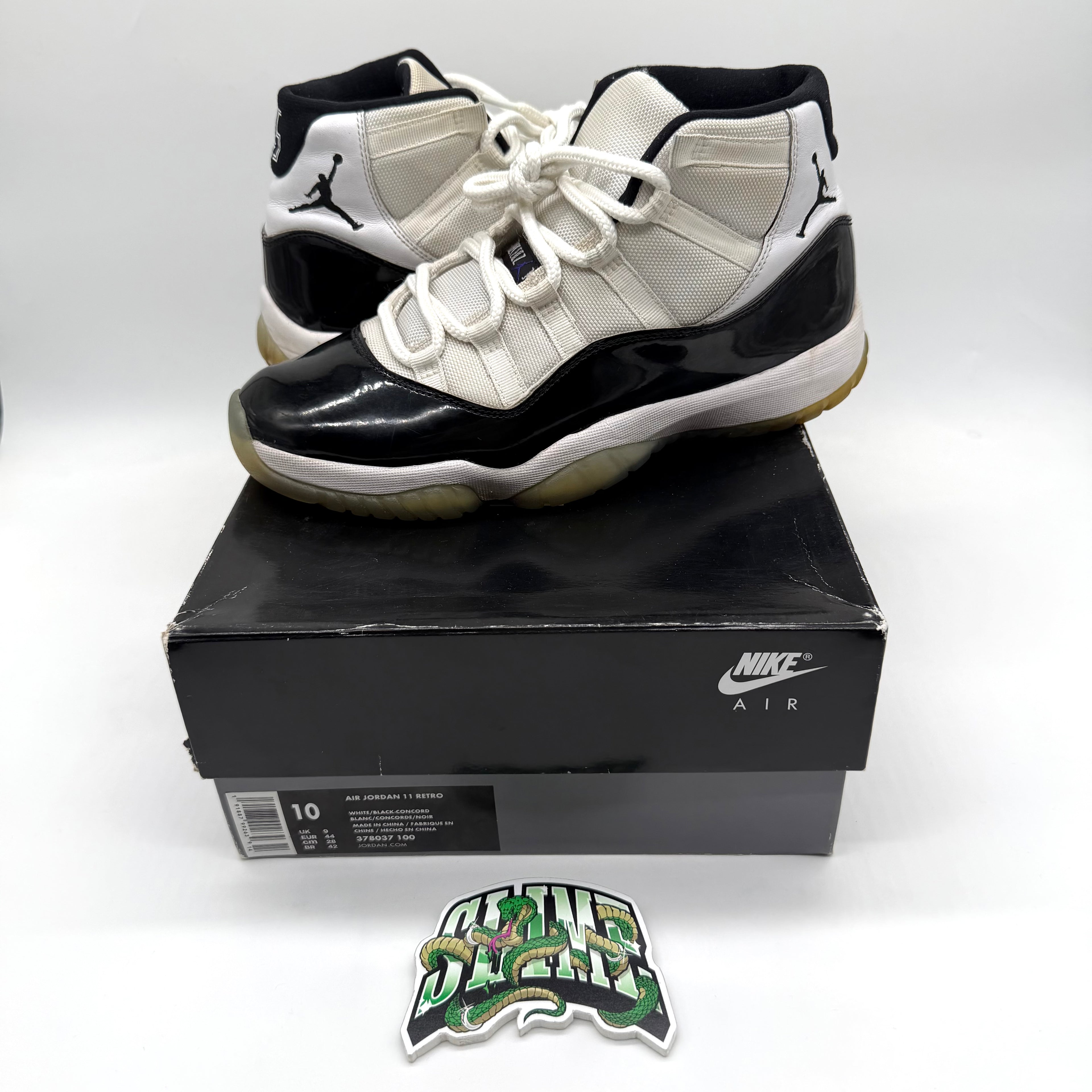 JORDAN 11 CONCORD 2018