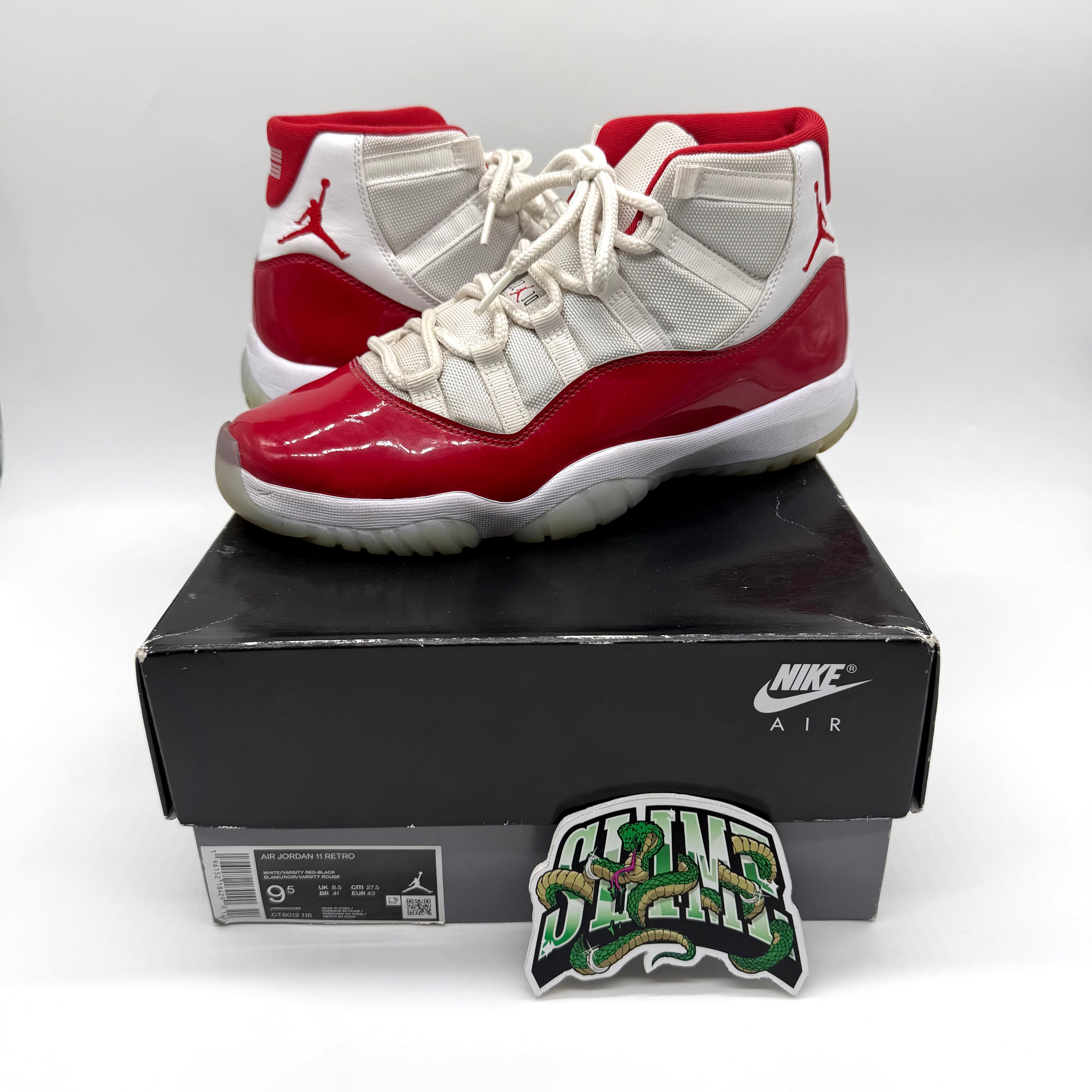 JORDAN 11 CHERRY 2022