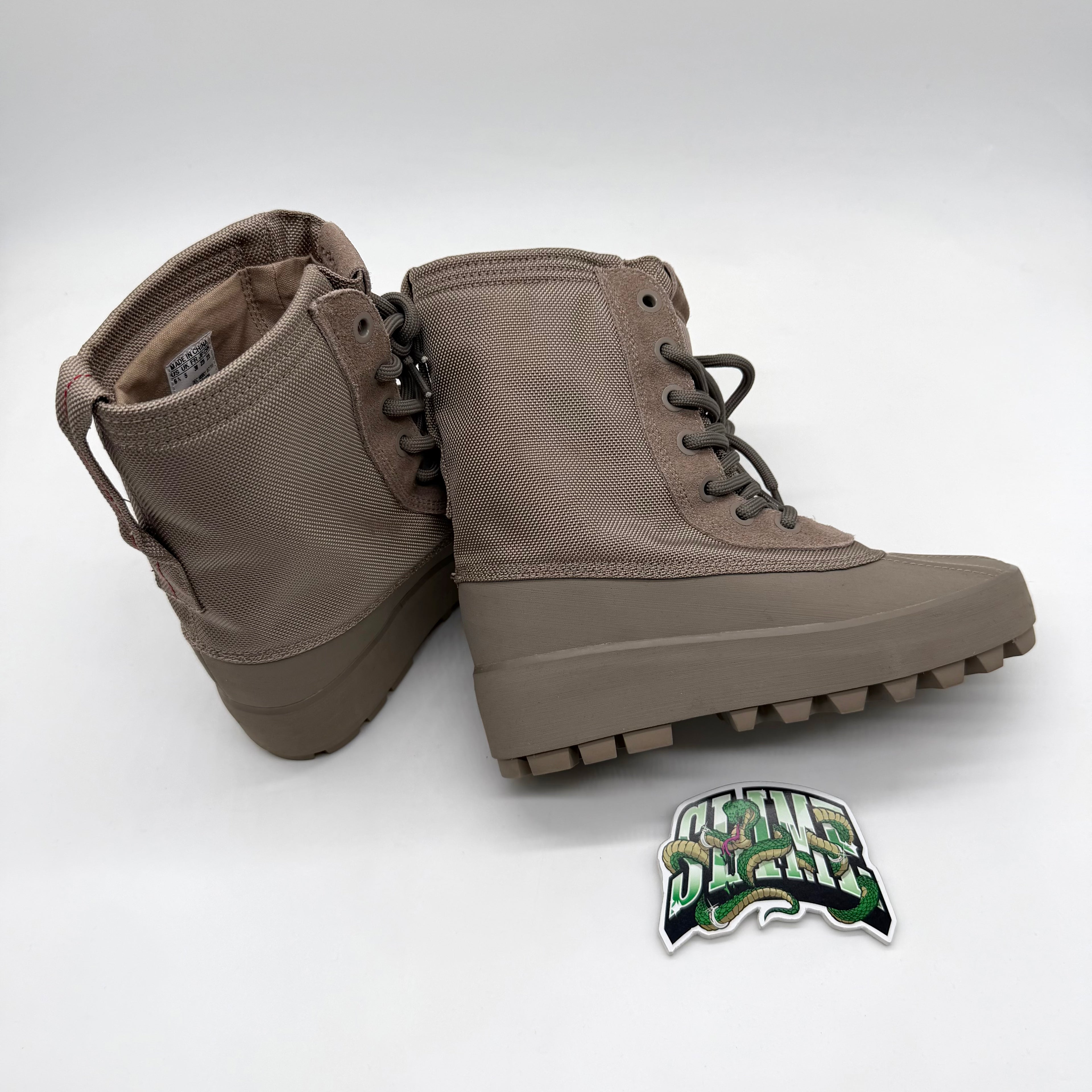 YEEZY 950 SAND 2015