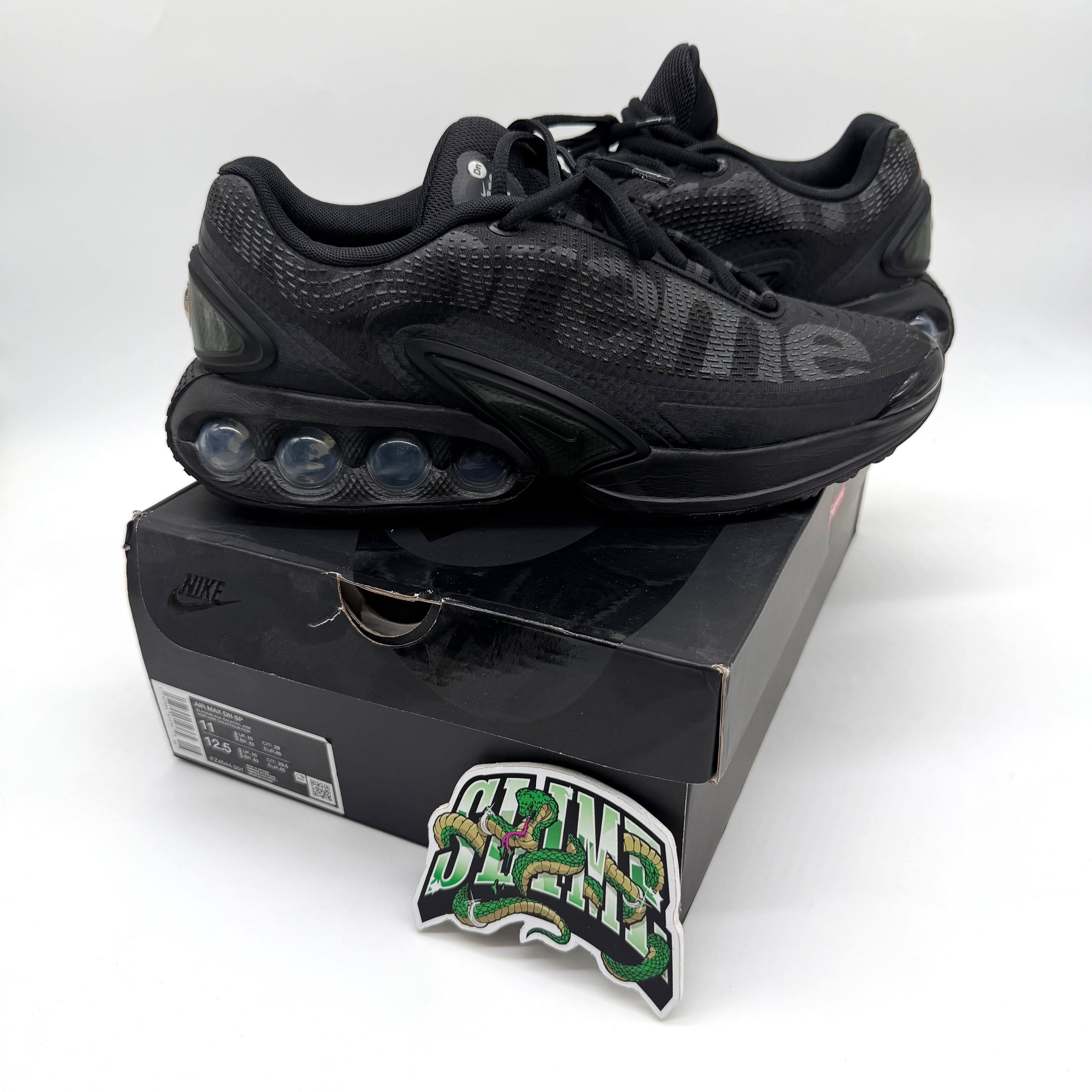 AIR MAX DN X SUPREME BLACK 2024